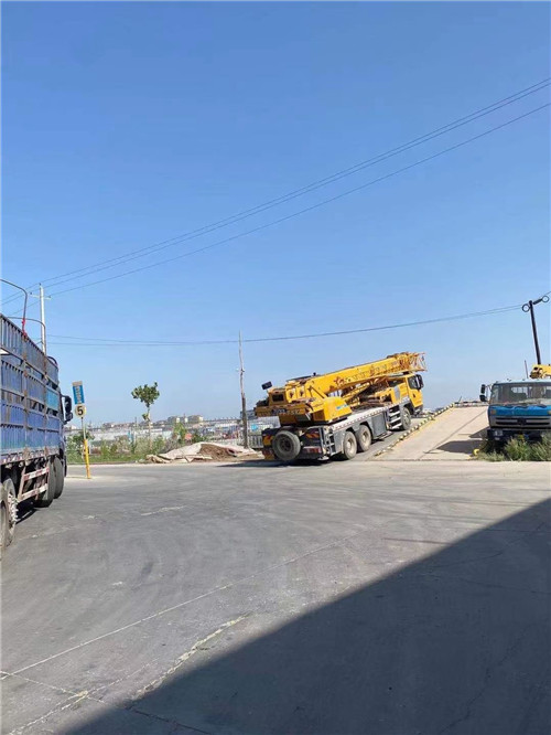 永昌县25吨吊车的租赁价格大概是多少？